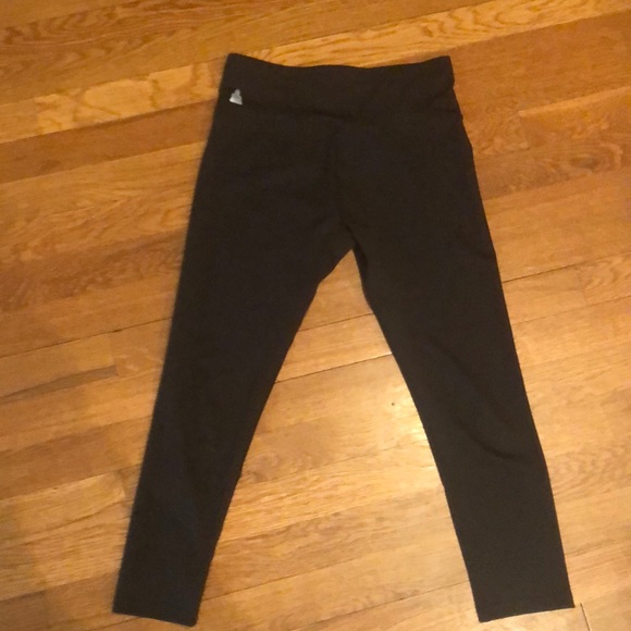 good karma Pants - Good Karma athletic capris